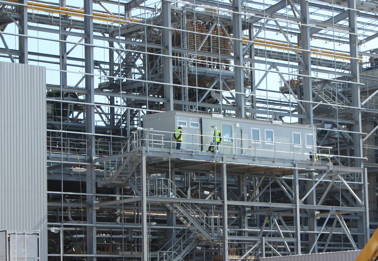 Modular building for industrial